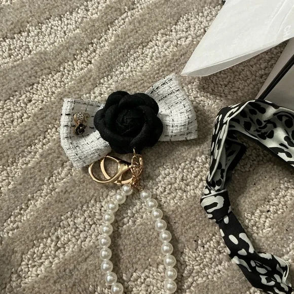 Chanel Black and White Beautiful Bundle - Picture 6 of 16